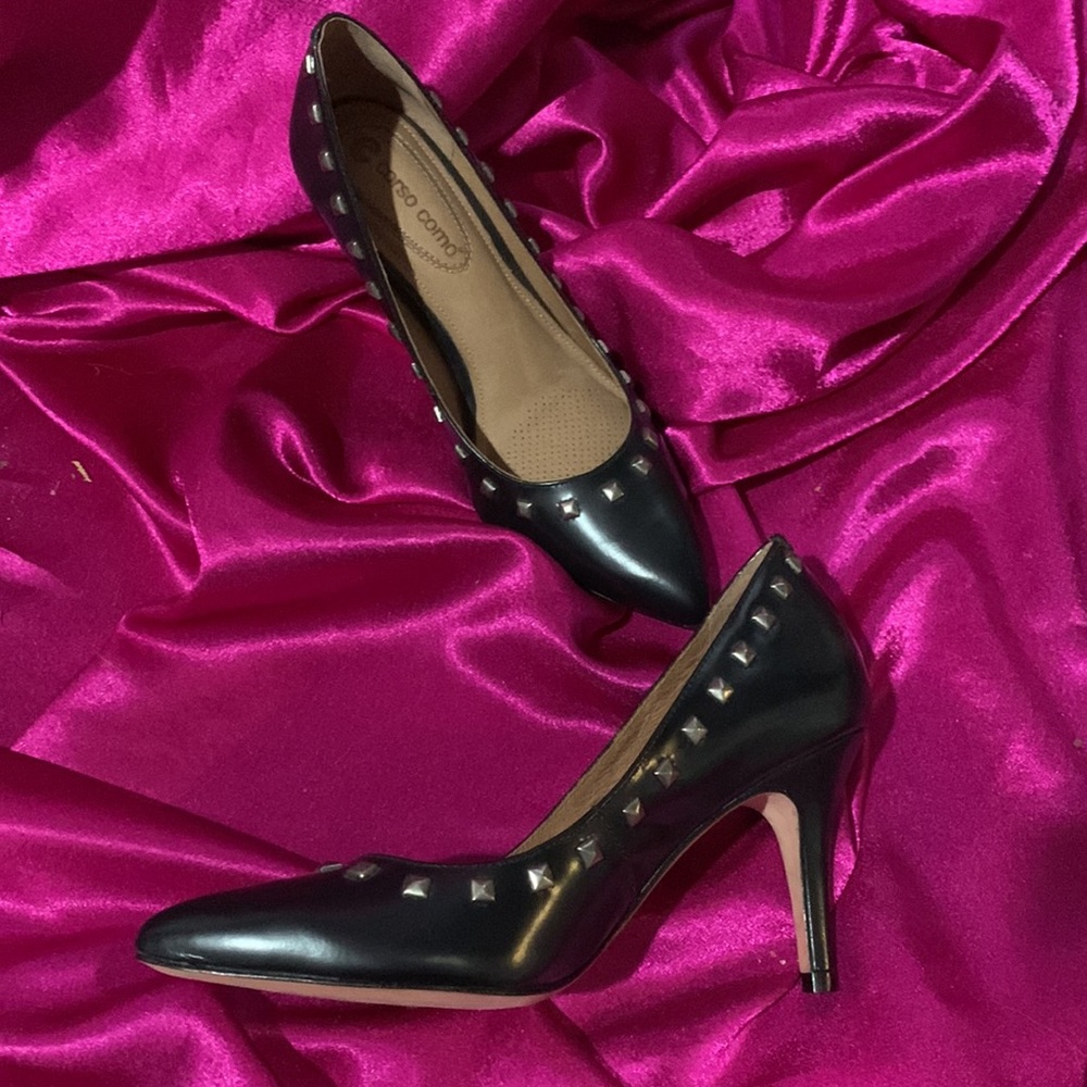 Corso como made in brazil size 6.5. Like new. Worn once. Leather. Studded